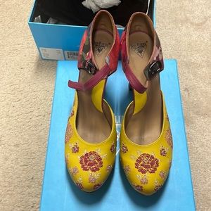 John Fluevog Miracles Platform ankle strap, Flora, size 11